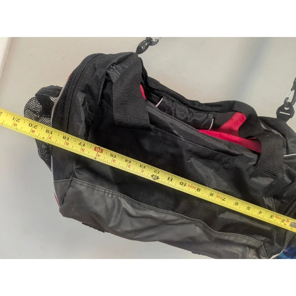 New Balance Duffel Bag Unisex OS Black Red Good Sporty Gym Travel Bag